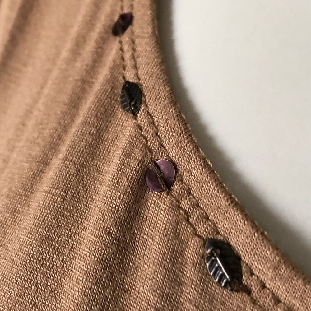 Camel Tank Top - Picture 3 of 5
